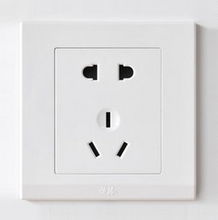 二三極插座與墻壁開(kāi)關(guān)插座 價(jià)格、型號(hào)規(guī)格及門簾安裝注意事項(xiàng)